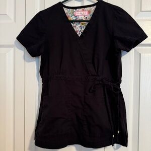 Koi black scrub top xs excellent condition